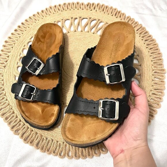 Made in Italy Black Scalloped Leather Sandals Size EU 39 - Picture 1 of 9
